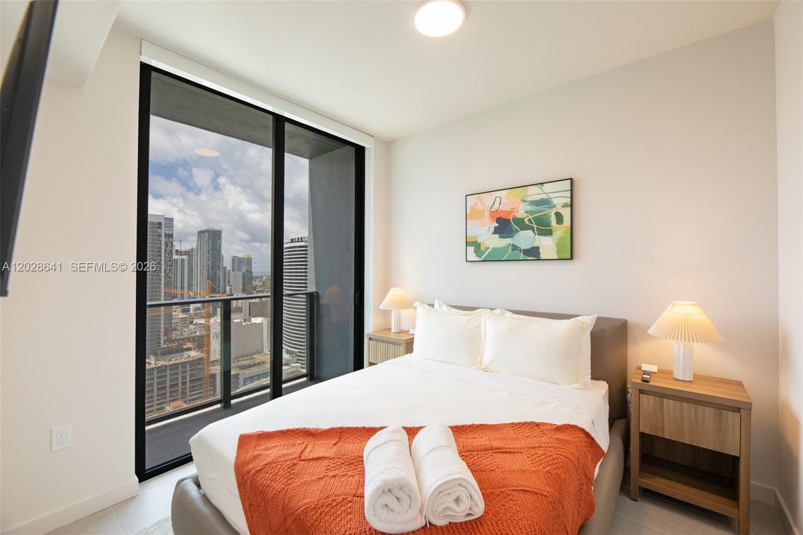 121 NE 5th St # 3103, Miami FL 33132 — 12