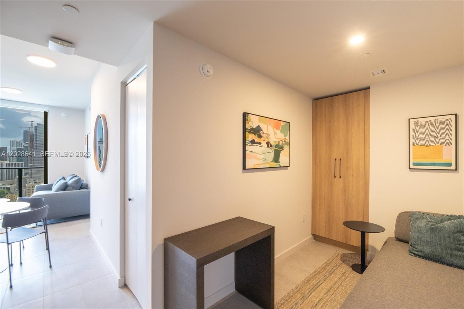 121 NE 5th St # 3103, Miami FL 33132 — 22