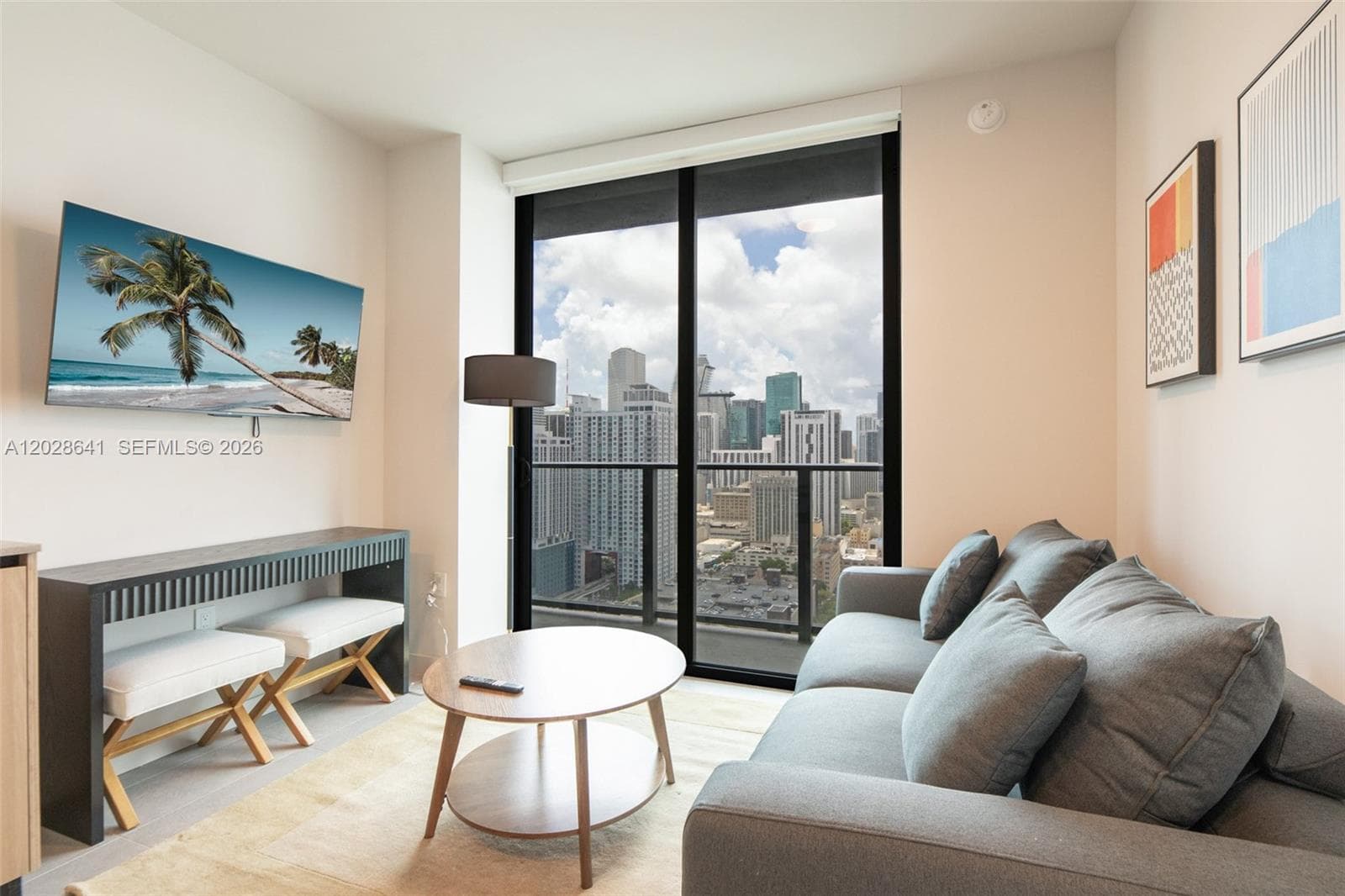 121 NE 5th St # 3103, Miami FL 33132 — 3