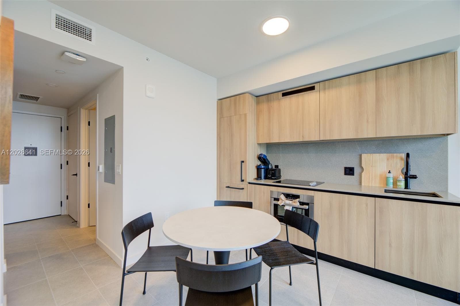 121 NE 5th St # 3103, Miami FL 33132 — 10
