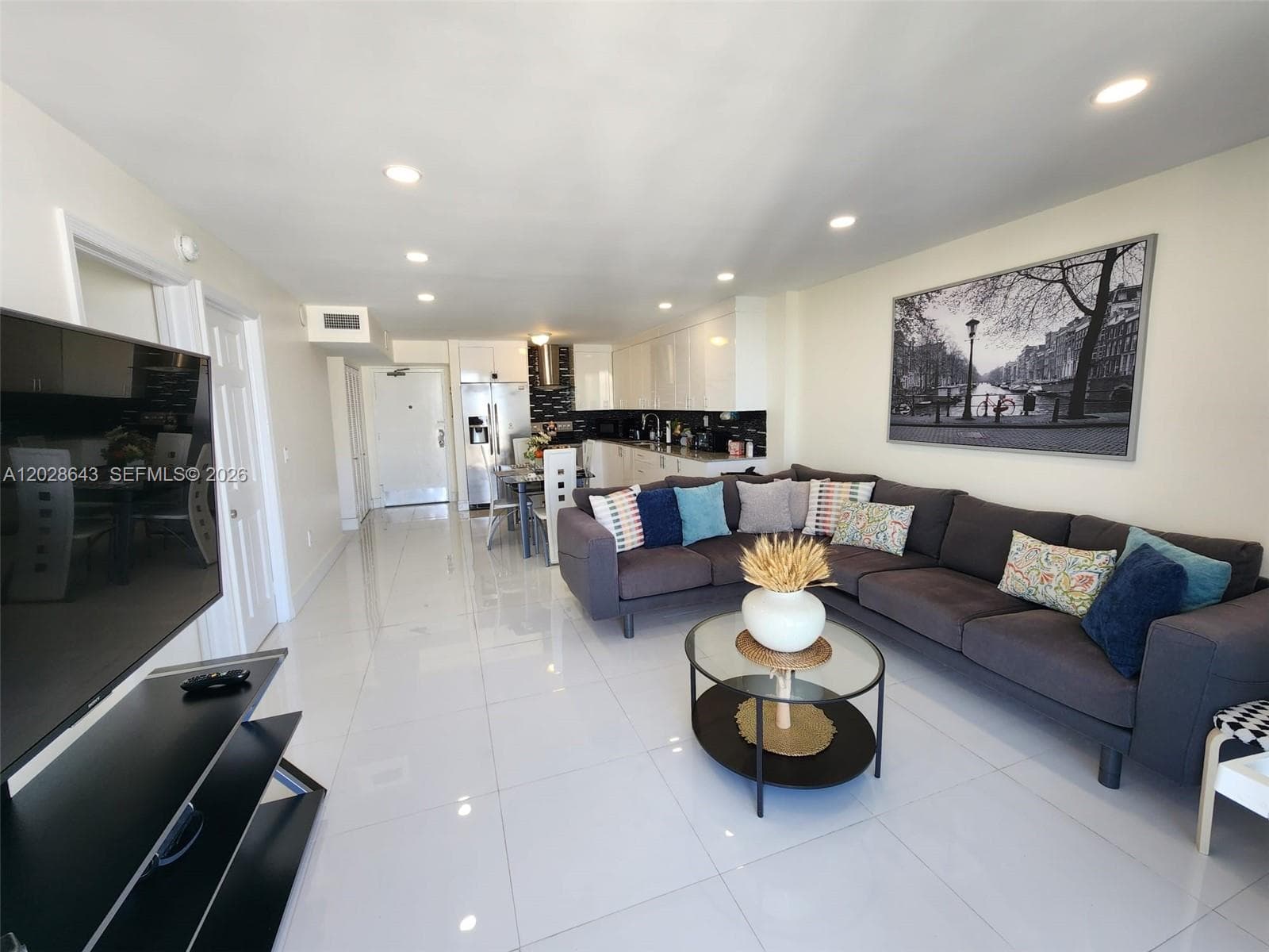 345 Ocean Dr # 602, Miami Beach FL 33139 — 3