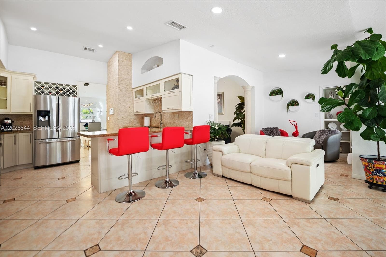7819 NW 166th Ter, Miami Lakes FL 33016 — 8