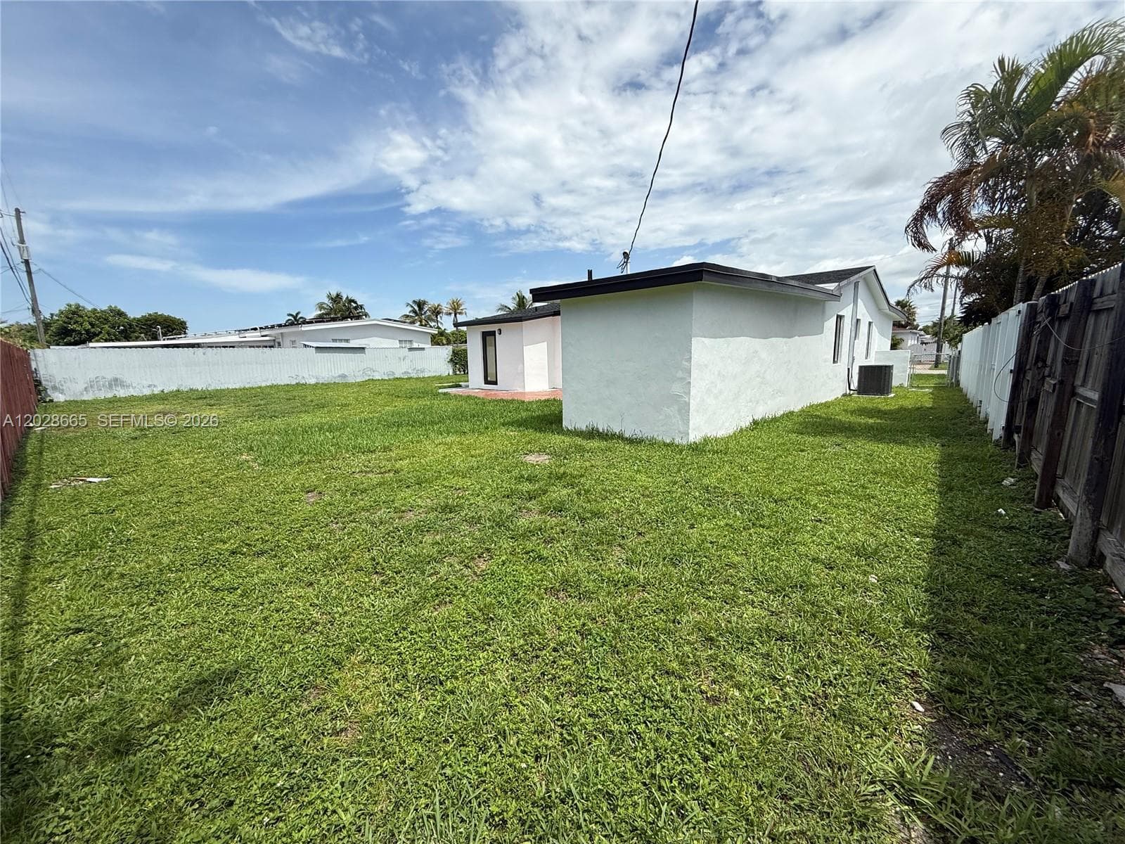 1014 W 66th St, Hialeah FL 33012 — 27