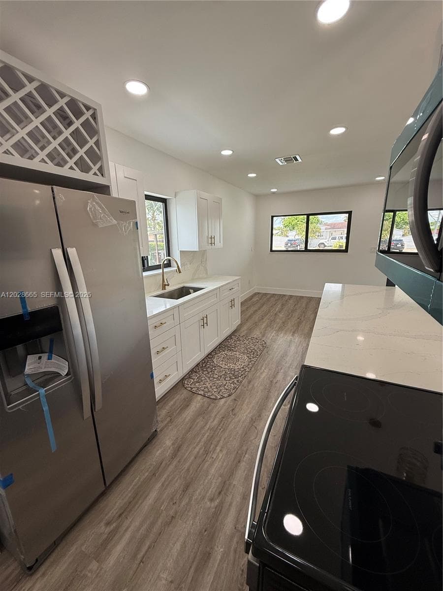 1014 W 66th St, Hialeah FL 33012 — 7