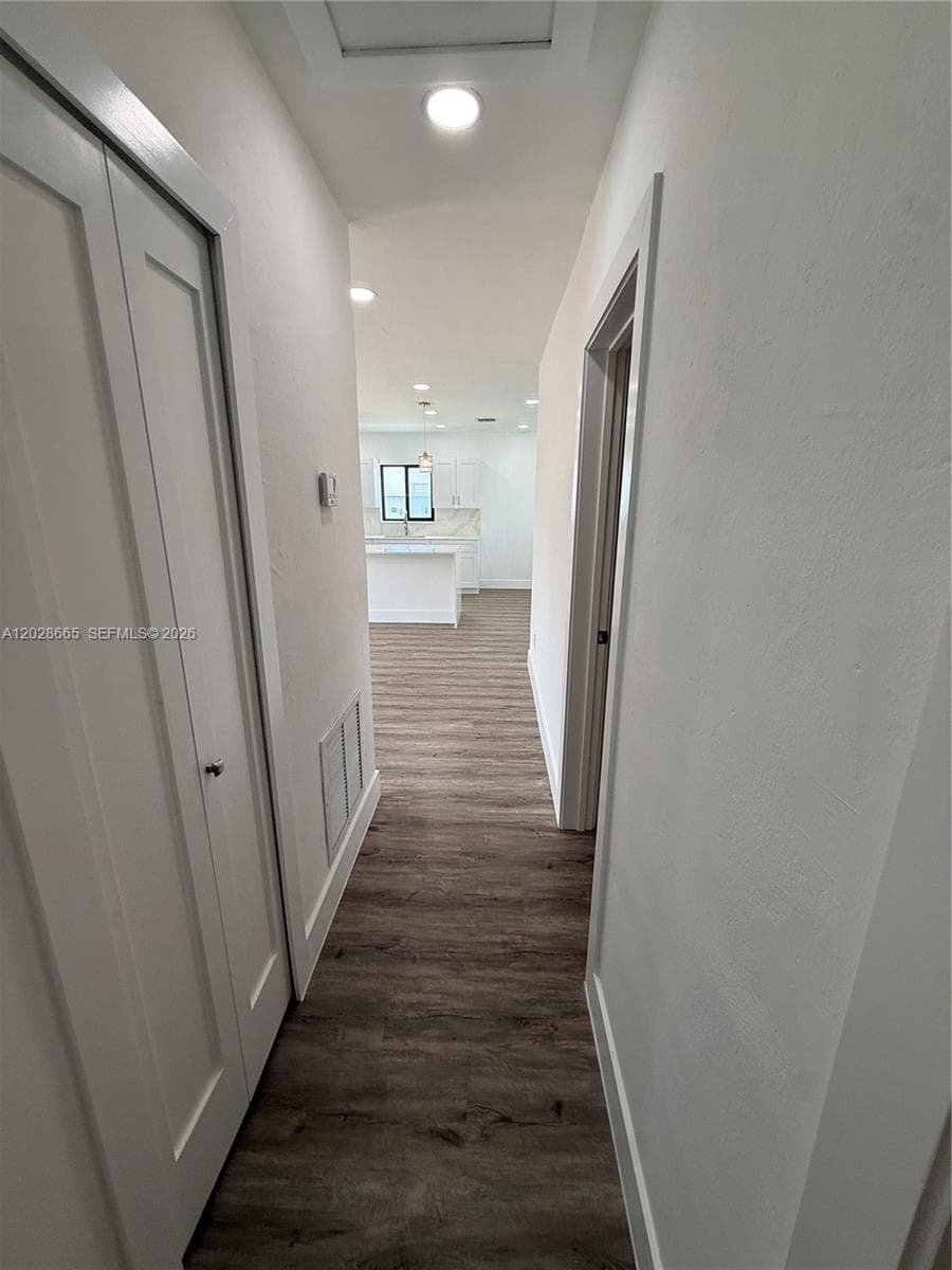 1014 W 66th St, Hialeah FL 33012 — 8