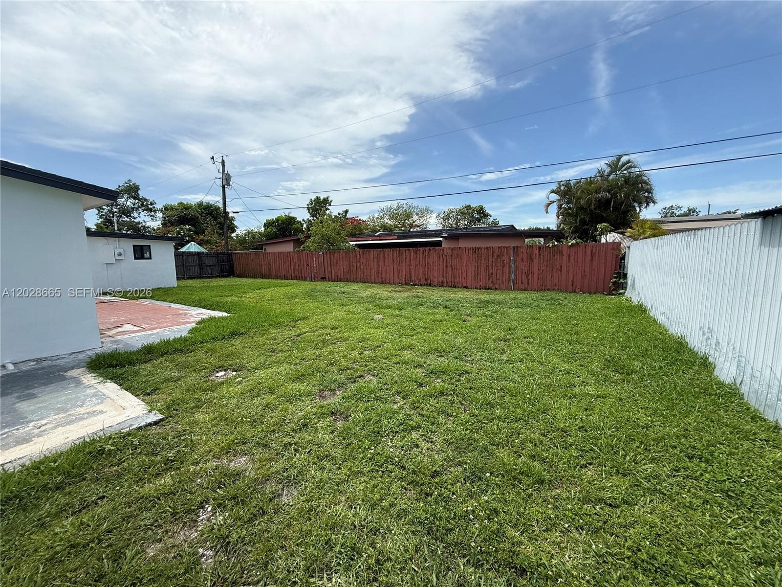 1014 W 66th St, Hialeah FL 33012 — 25