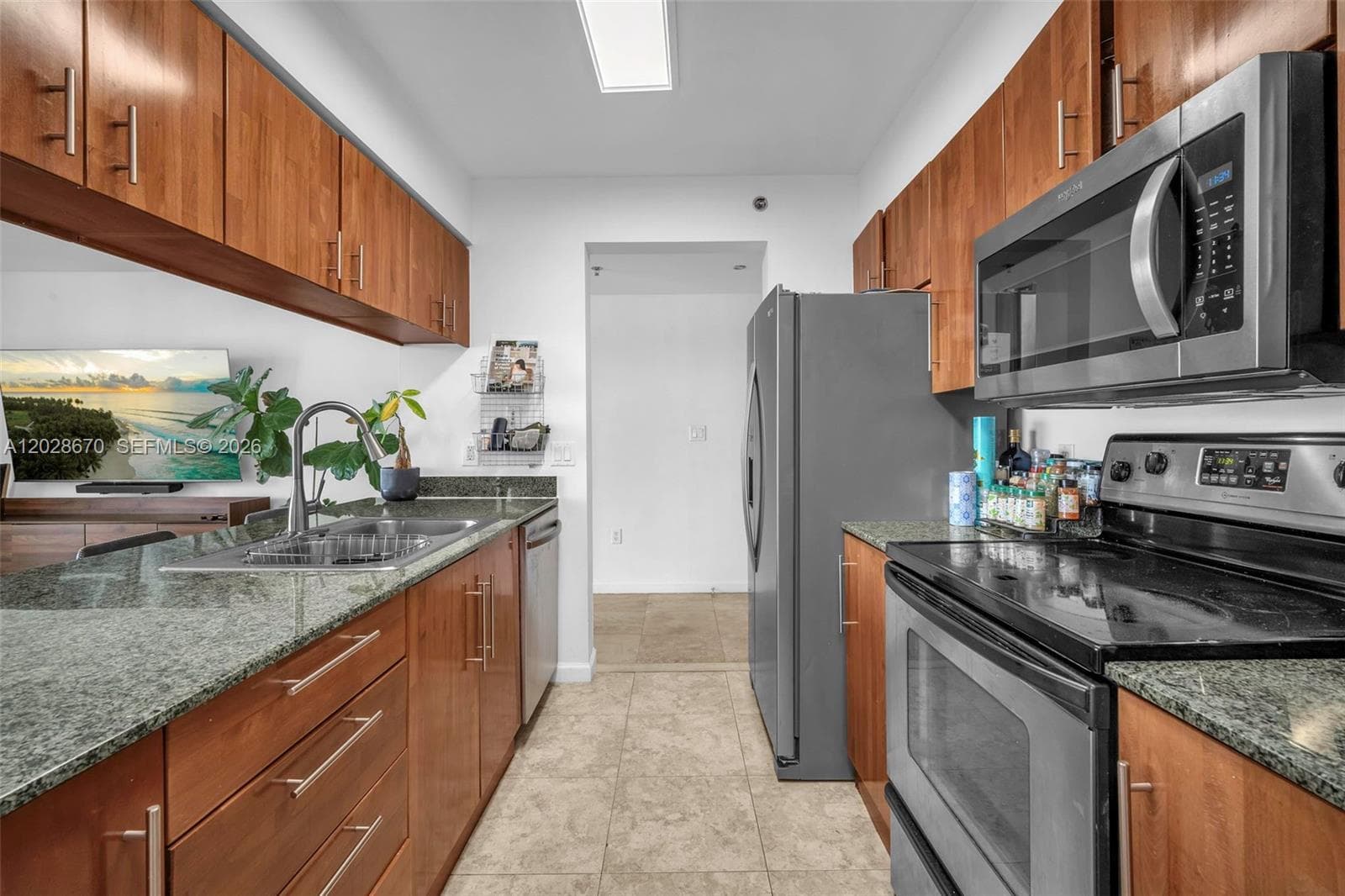 1200 Brickell Bay Dr # 3123, Miami FL 33131 — 11