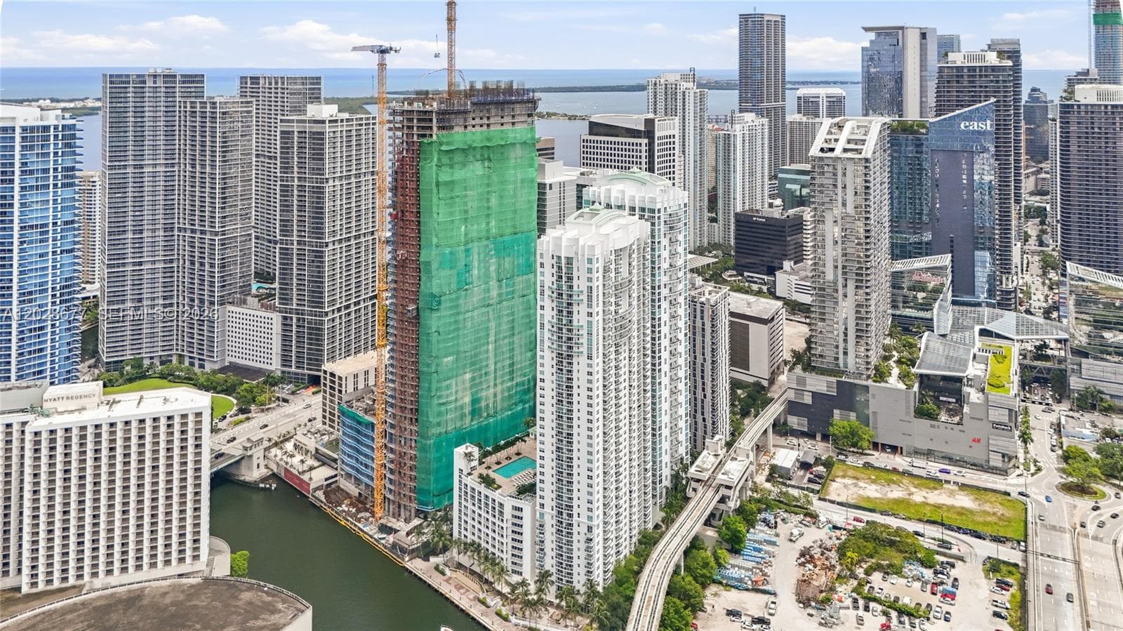 31 SE 5th St # 2410, Miami FL 33131 — 56