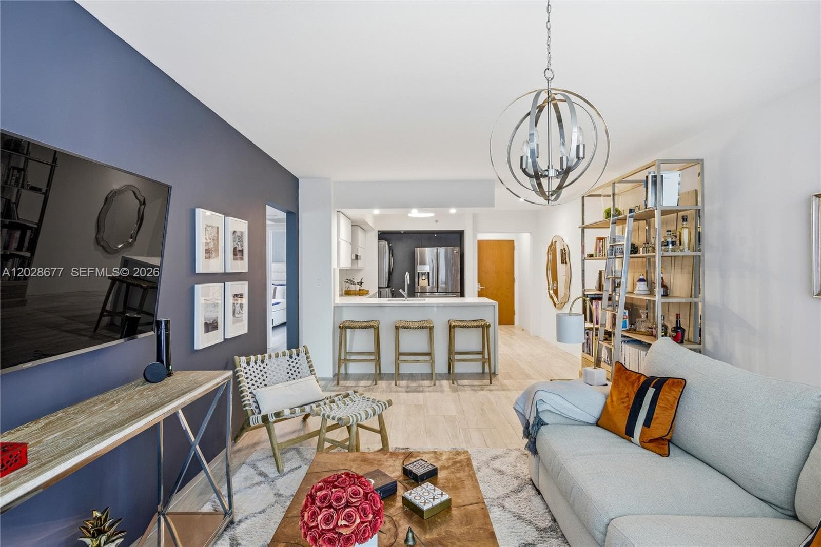 31 SE 5th St # 2410, Miami FL 33131 — 12