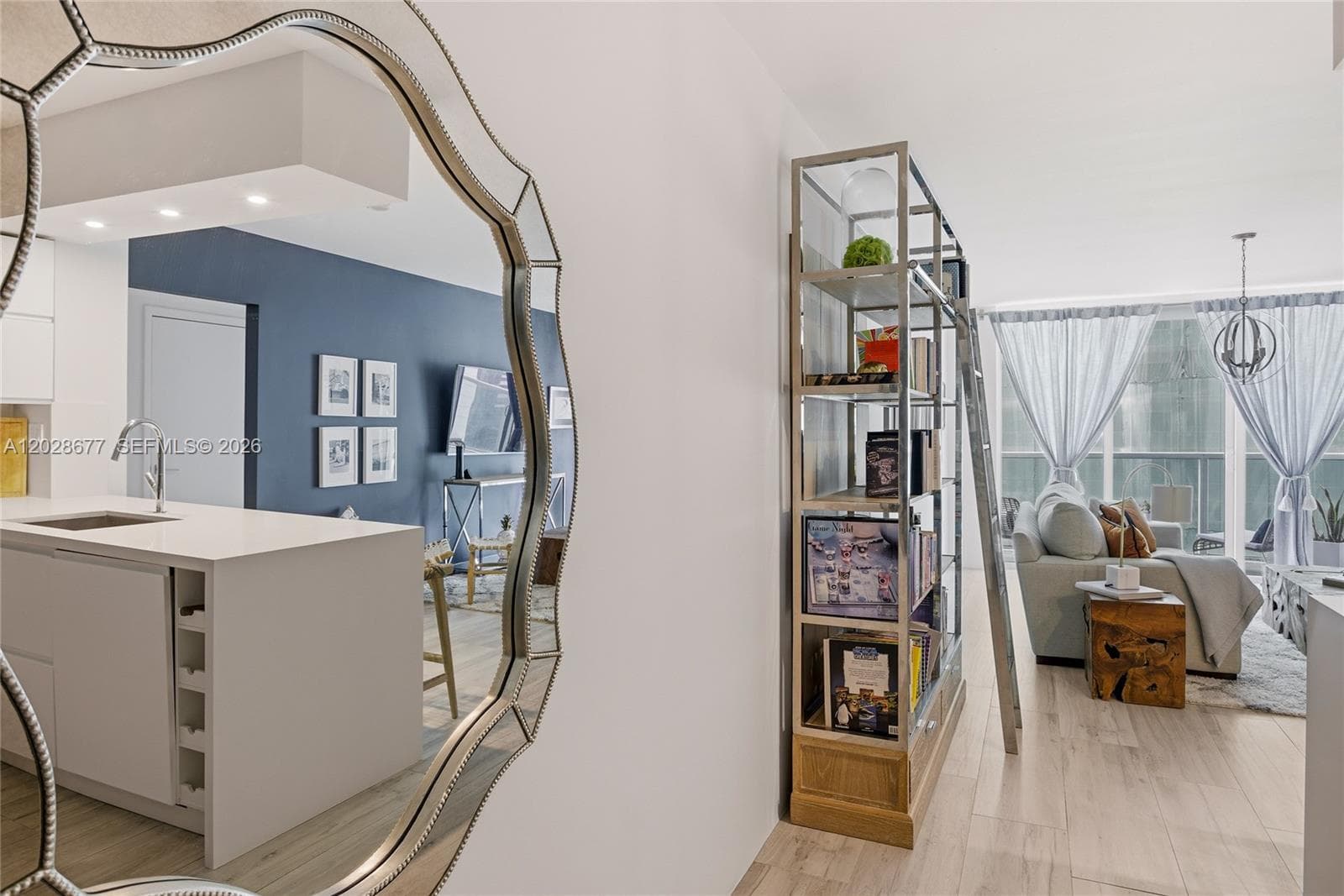 31 SE 5th St # 2410, Miami FL 33131 — 7