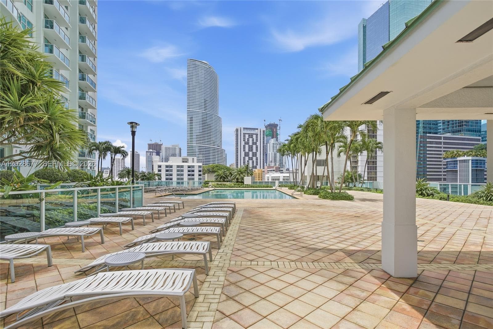 31 SE 5th St # 2410, Miami FL 33131 — 39