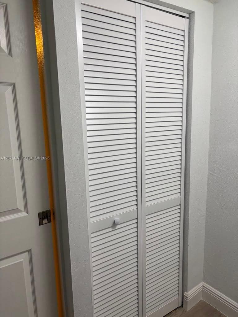 492 NW 165th St Rd # 211, Miami FL 33169 — 26