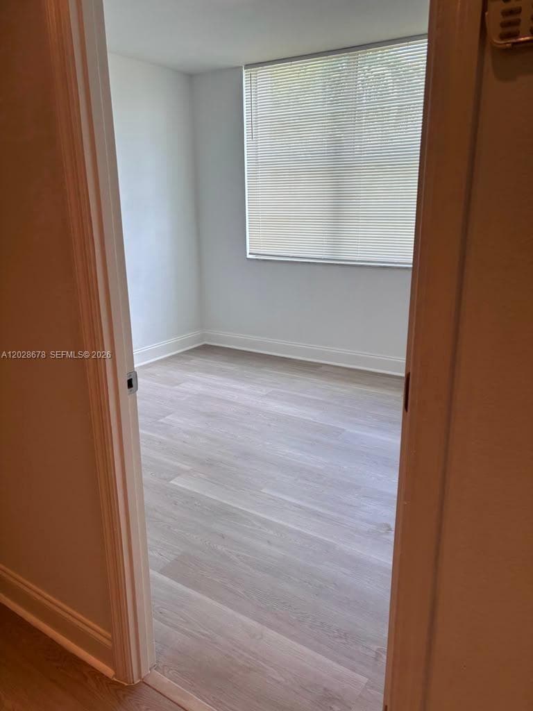492 NW 165th St Rd # 211, Miami FL 33169 — 25