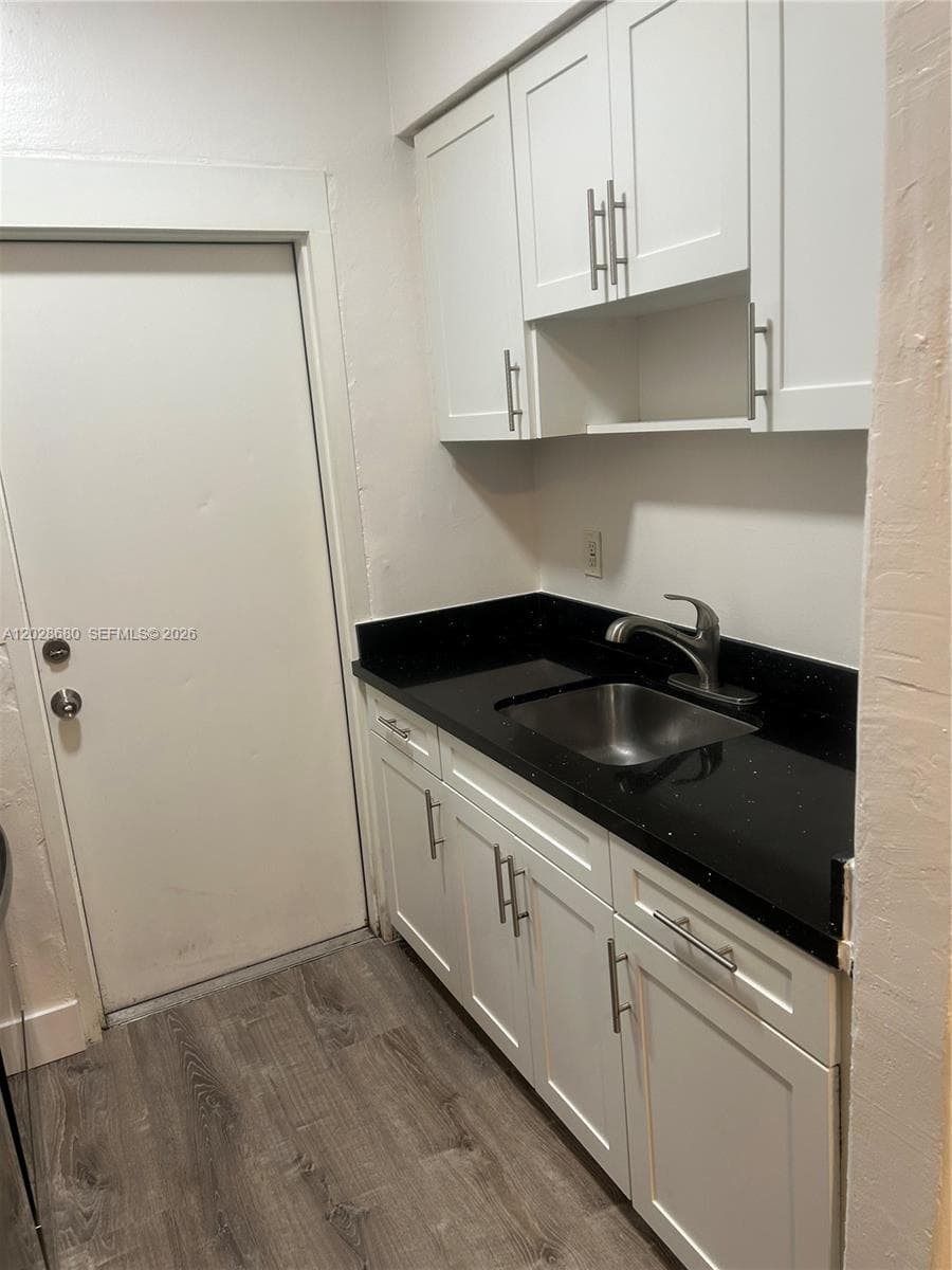 1254 Pennsylvania Ave # 5, Miami Beach FL 33139 — 5