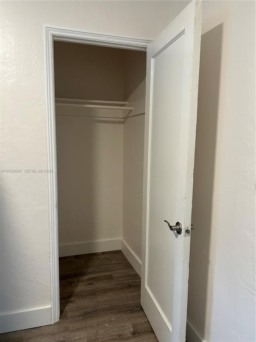 1254 Pennsylvania Ave # 5, Miami Beach FL 33139 — 9