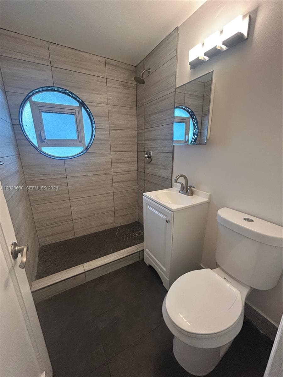 1254 Pennsylvania Ave # 5, Miami Beach FL 33139 — 8