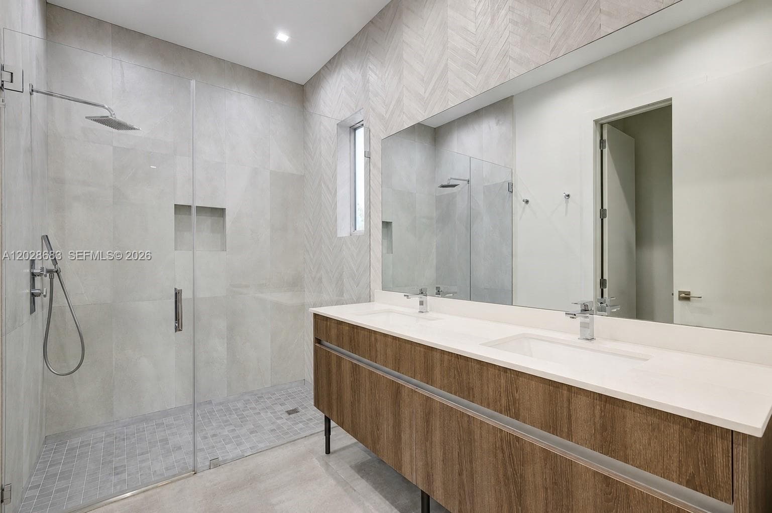 3135 Ohio St # 3135, Miami FL 33133 — 11