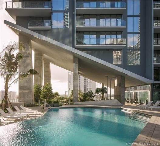 88 SW 7th St # 4001, Miami FL 33130 — 71