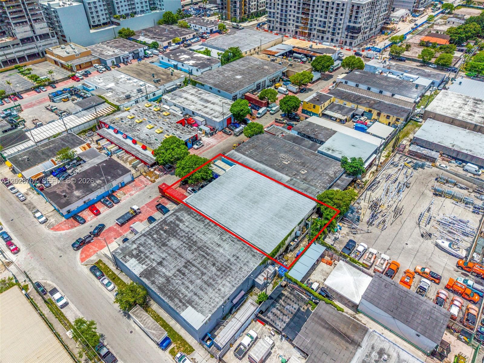 1085 E 27th St, Hialeah FL 33013 — 8