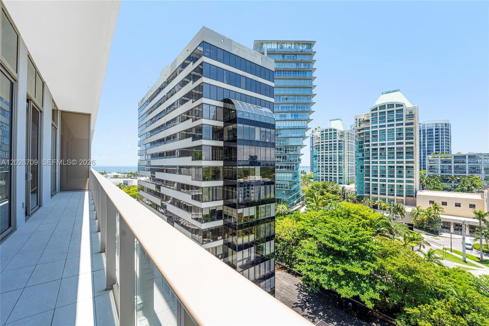2678 Tigertail # 813, Coconut Grove FL 33133 — 2