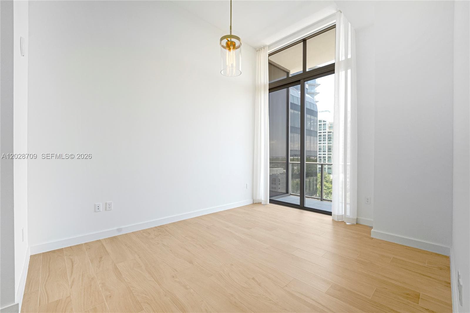 2678 Tigertail # 813, Coconut Grove FL 33133 — 12