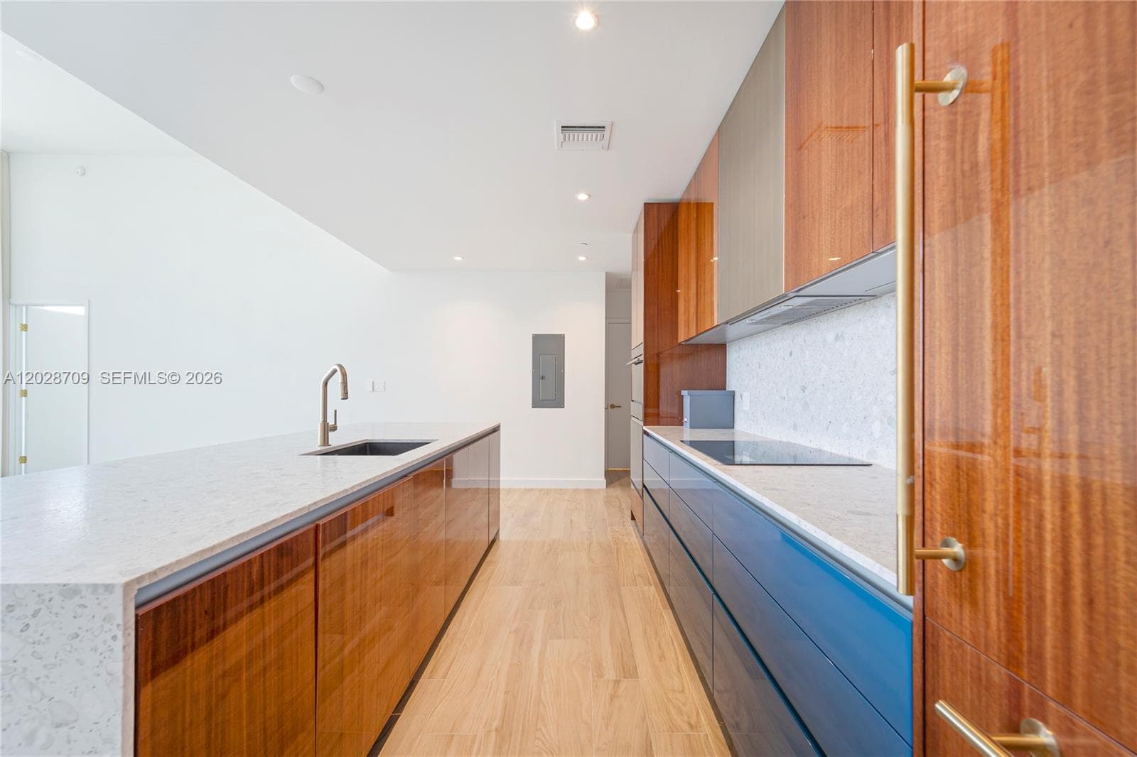 2678 Tigertail # 813, Coconut Grove FL 33133 — 9