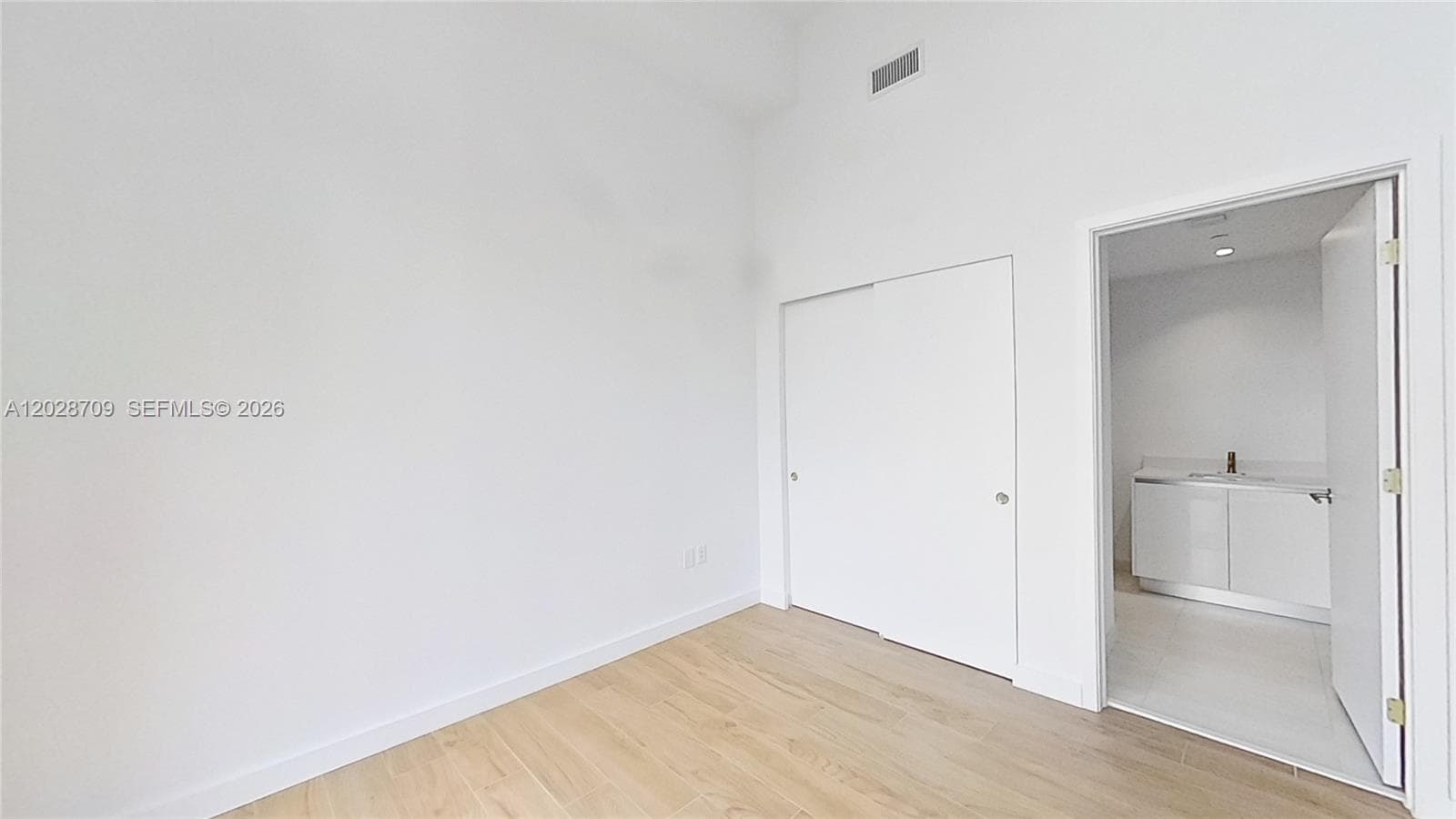 2678 Tigertail # 813, Coconut Grove FL 33133 — 30