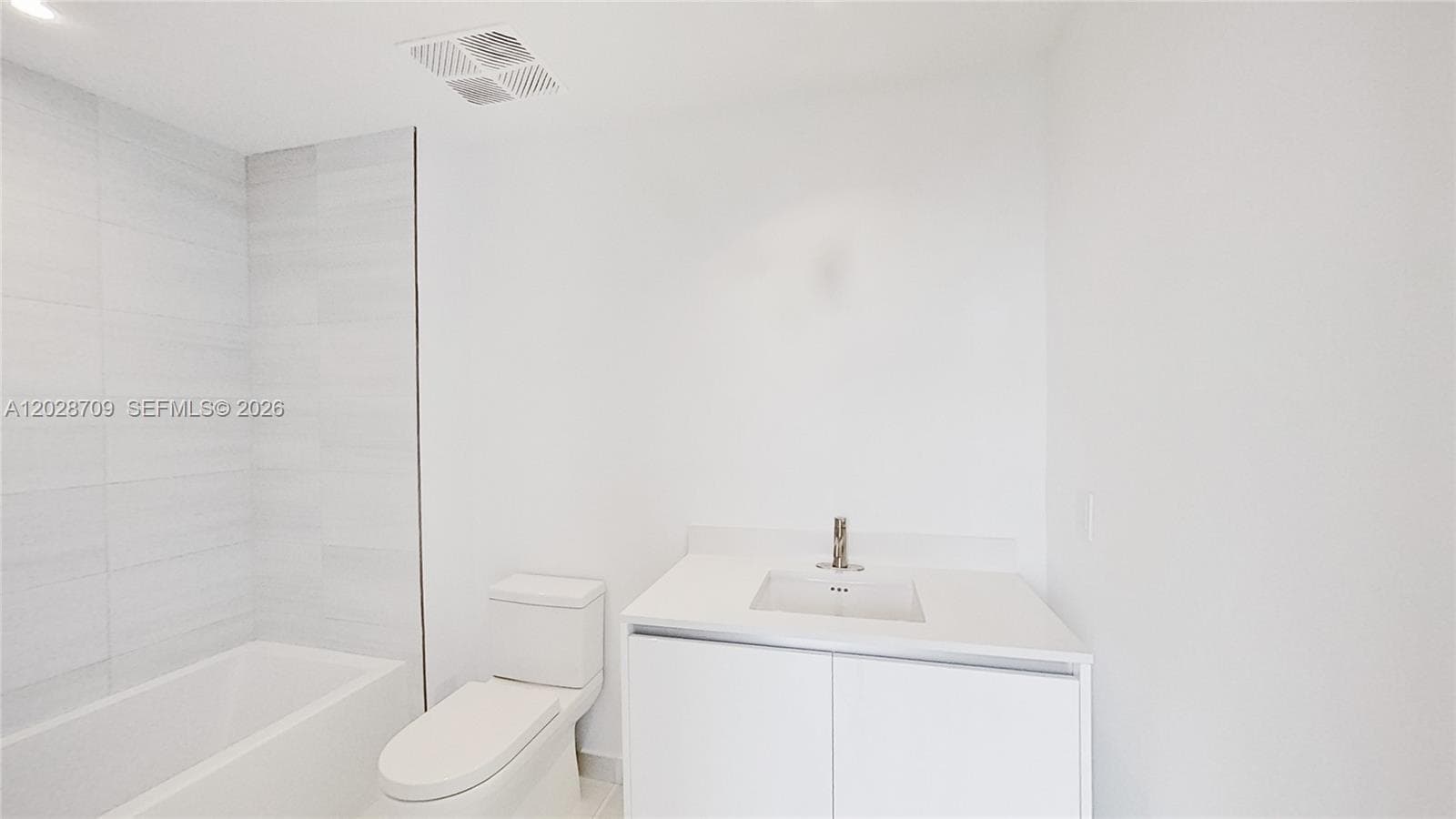 2678 Tigertail # 813, Coconut Grove FL 33133 — 15