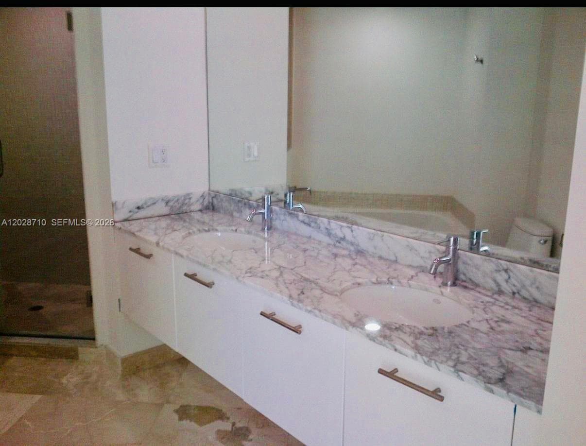 55 SE 6th St # 1502, Miami FL 33131 — 13