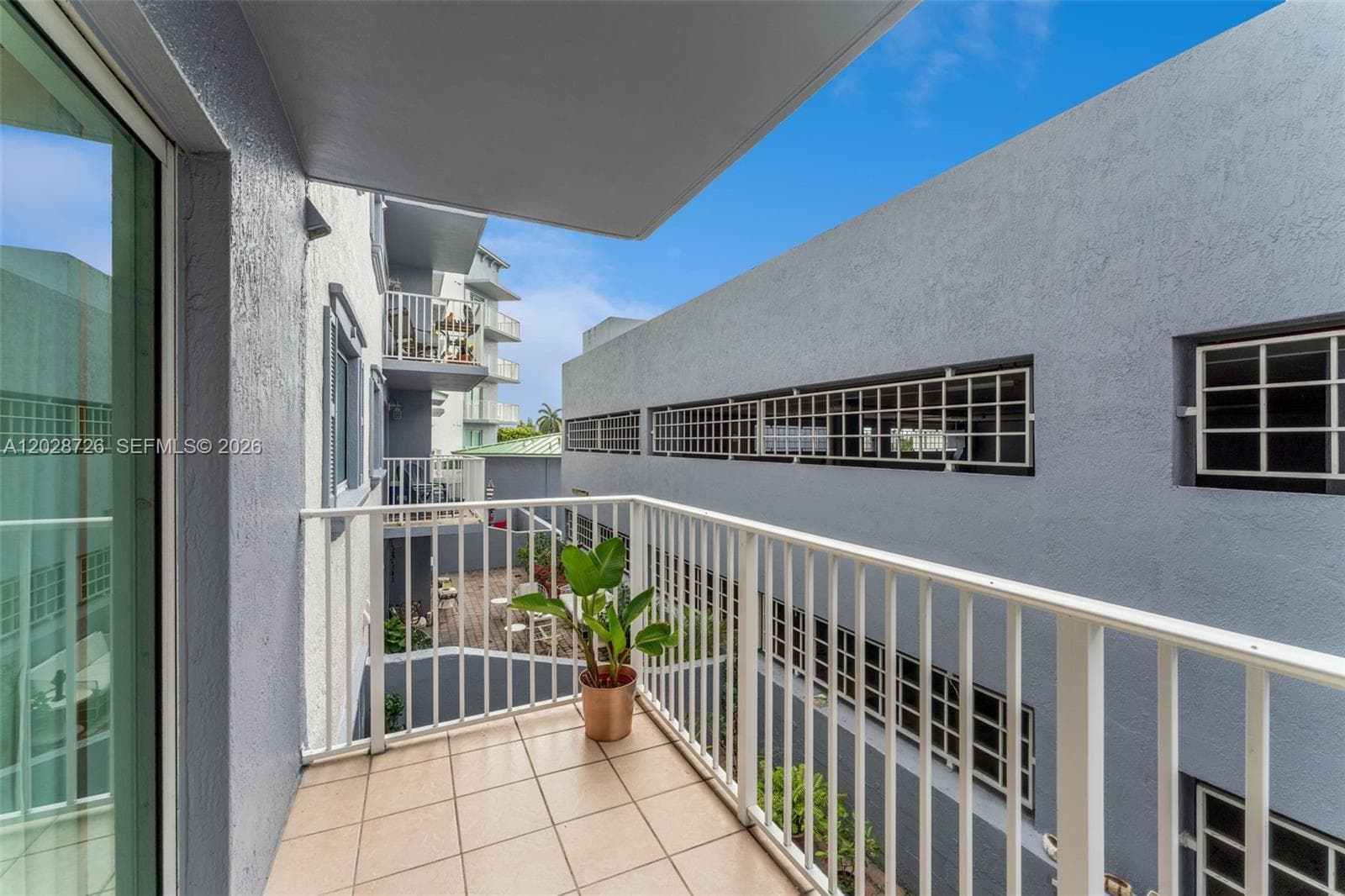 2415 NW 16th St Rd # 306, Miami FL 33125 — 19