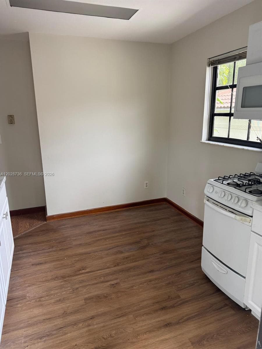 2107 Secoffee St # 2, Miami FL 33133 — 7