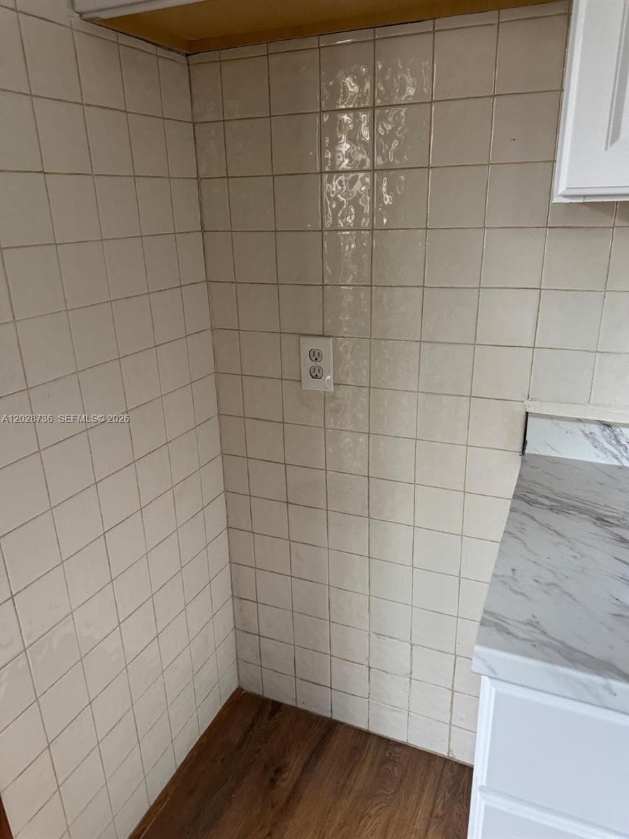 2107 Secoffee St # 2, Miami FL 33133 — 14