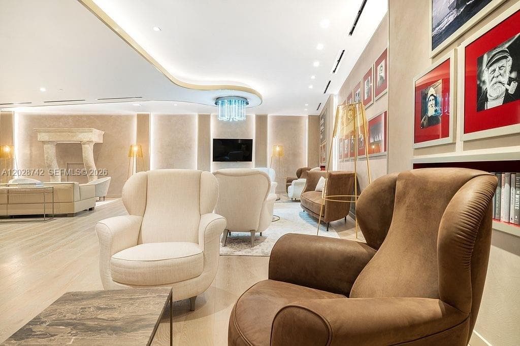 1000 Brickell Plz, Miami FL 33131 — 69