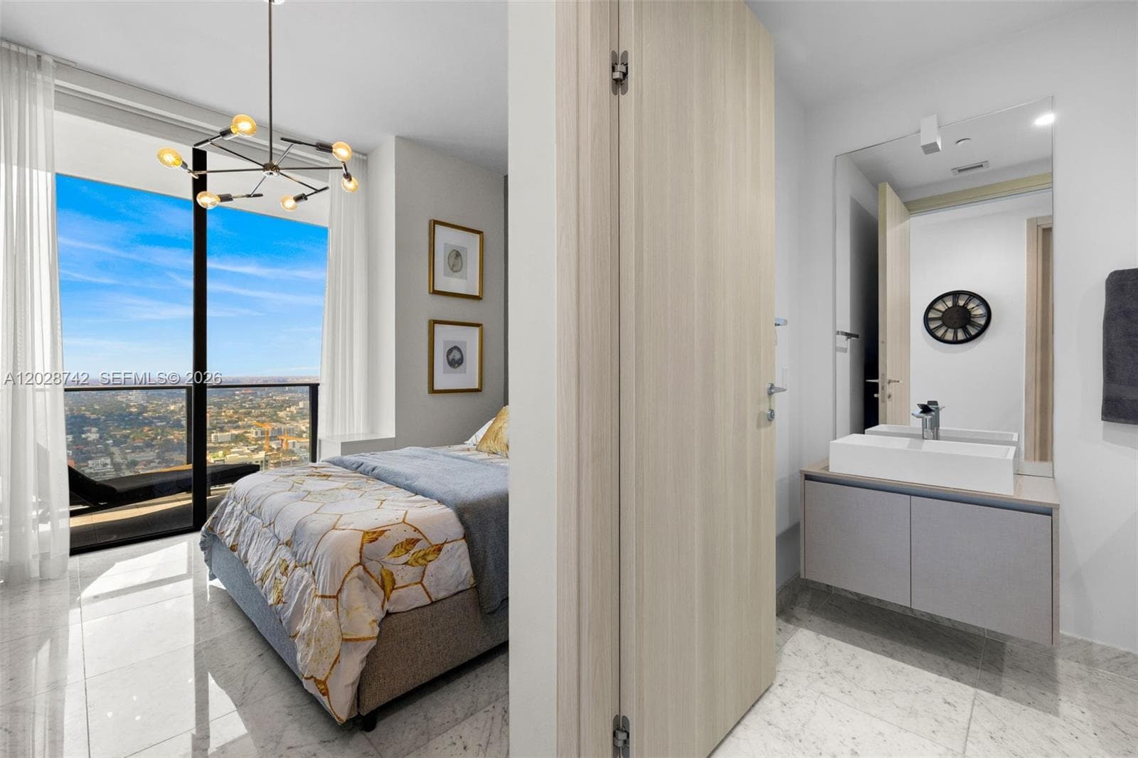 1000 Brickell Plz, Miami FL 33131 — 31