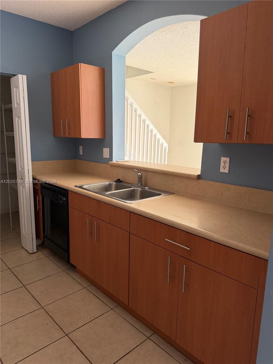 994 NE 42nd Ter # 0, Homestead FL 33033 — 6
