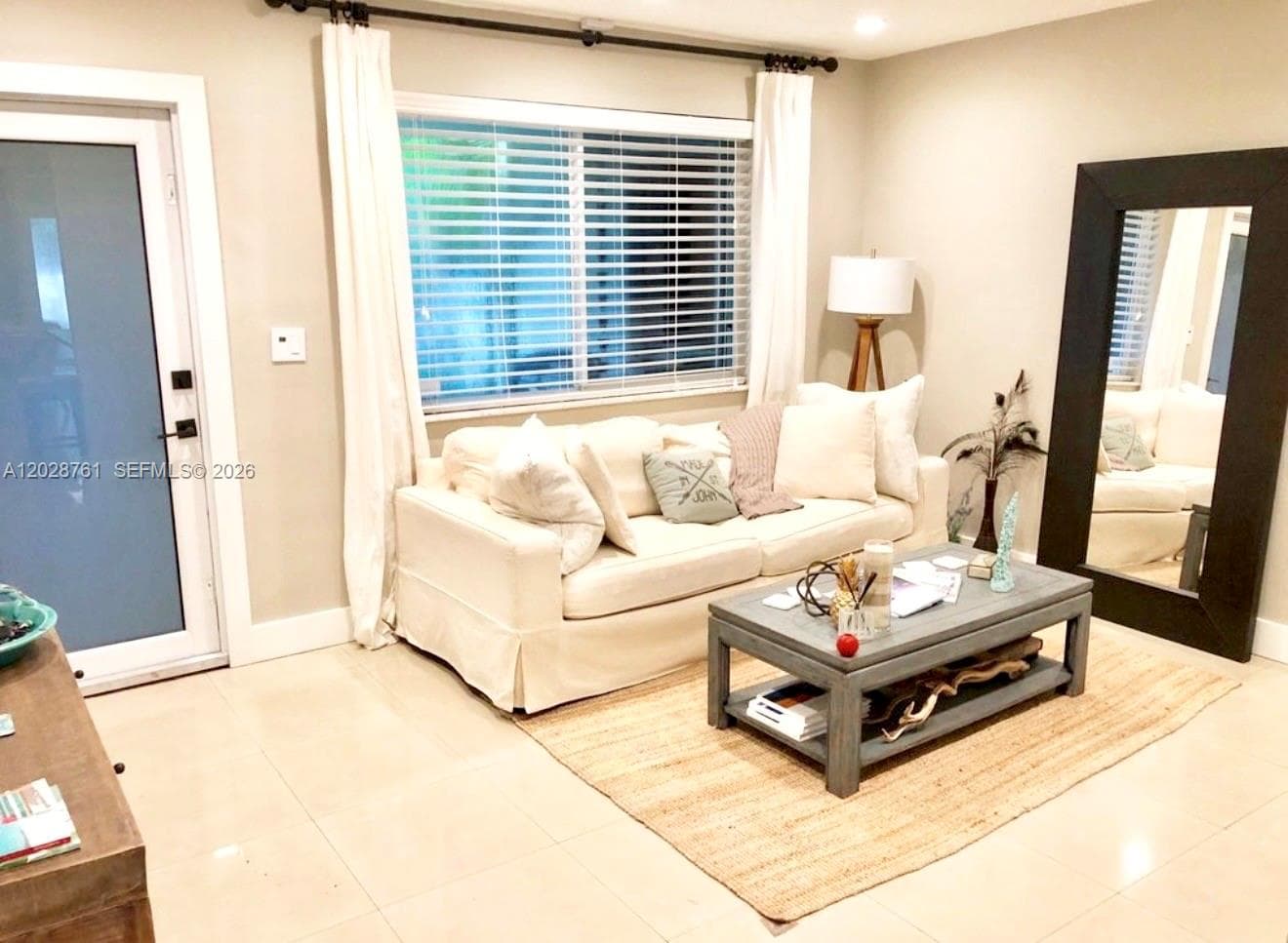 2728 SW 25th Ter # 2728, Miami FL 33133 — 11