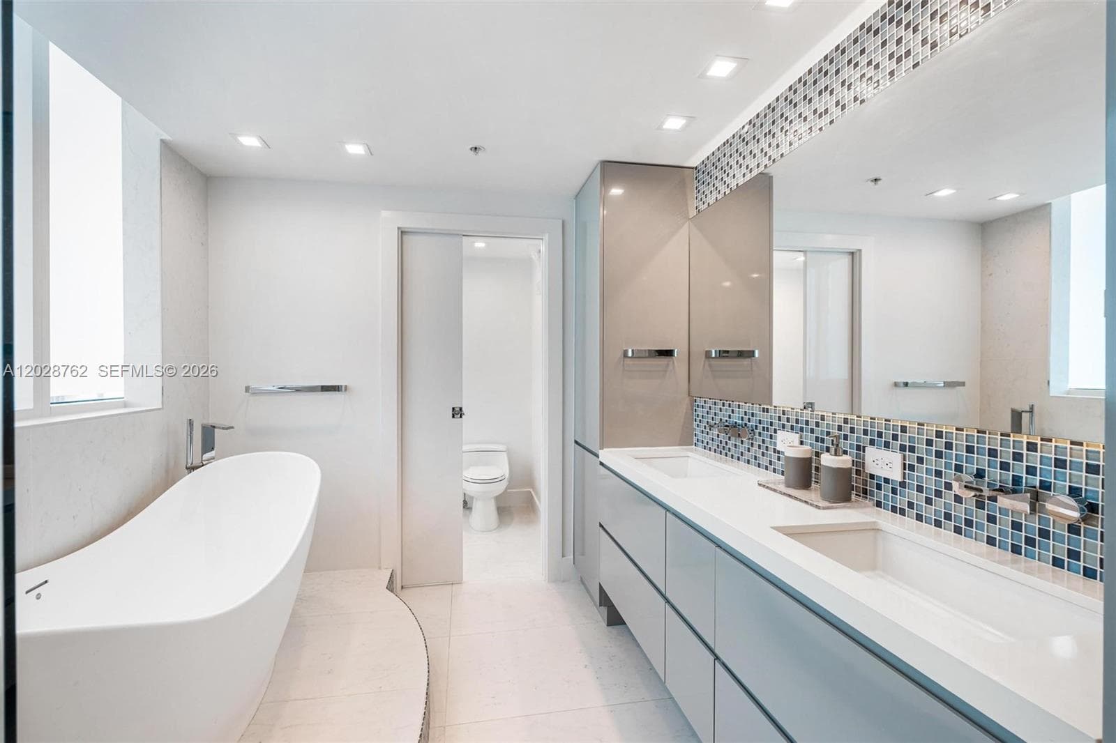3801 Collins Ave # 703, Miami Beach FL 33140 — 16