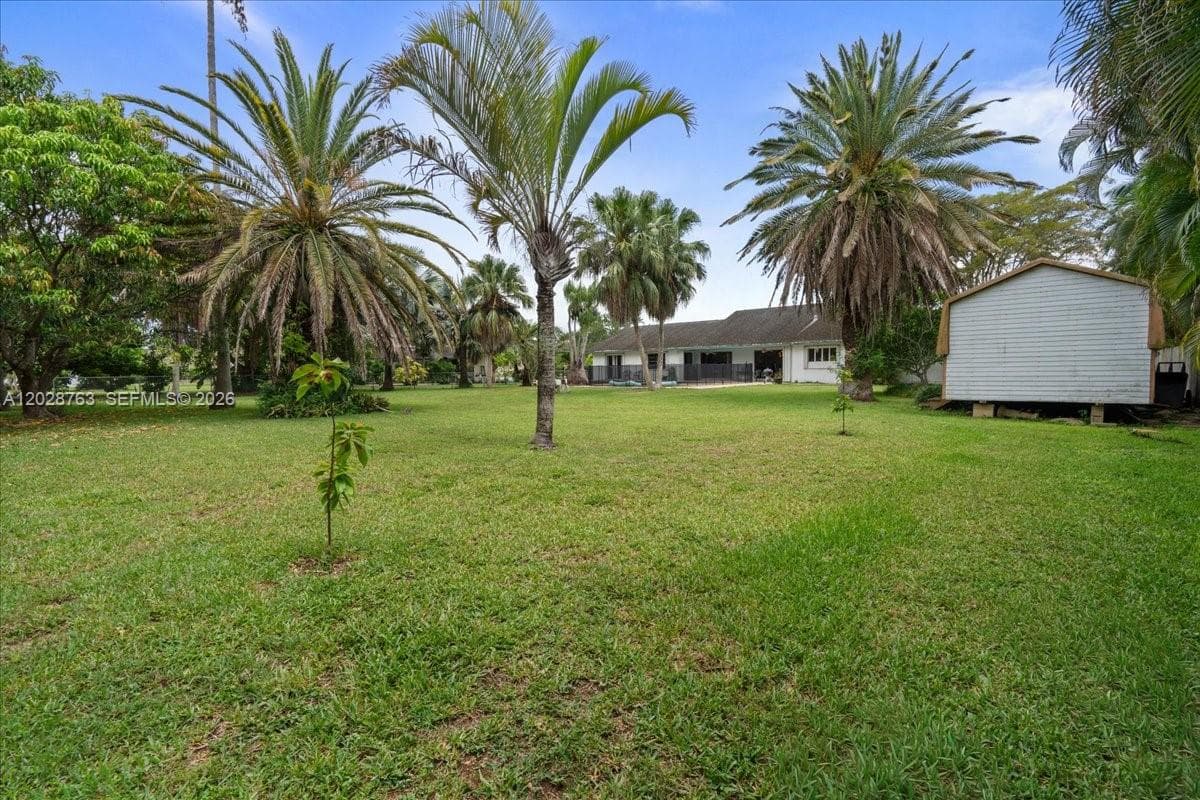 1571 NW 20th St, Homestead FL 33030 — 52