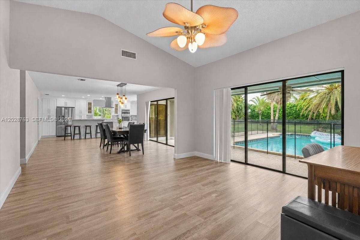 1571 NW 20th St, Homestead FL 33030 — 17