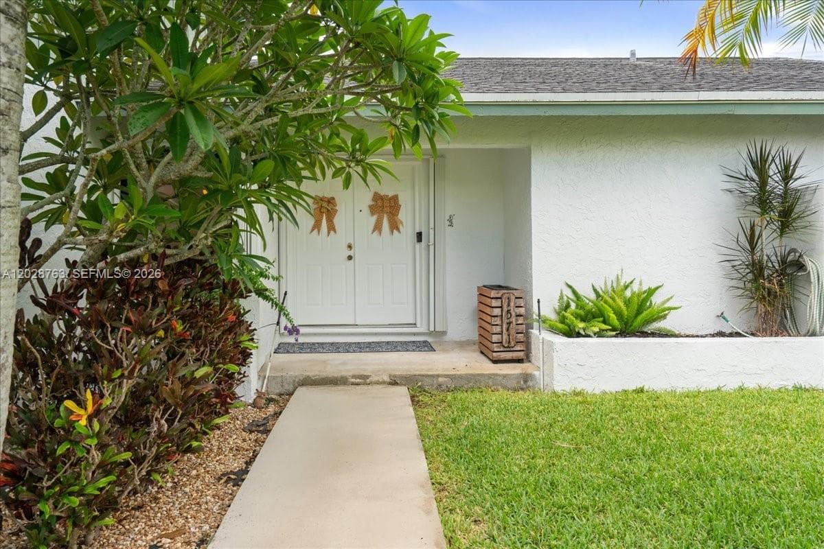 1571 NW 20th St, Homestead FL 33030 — 5