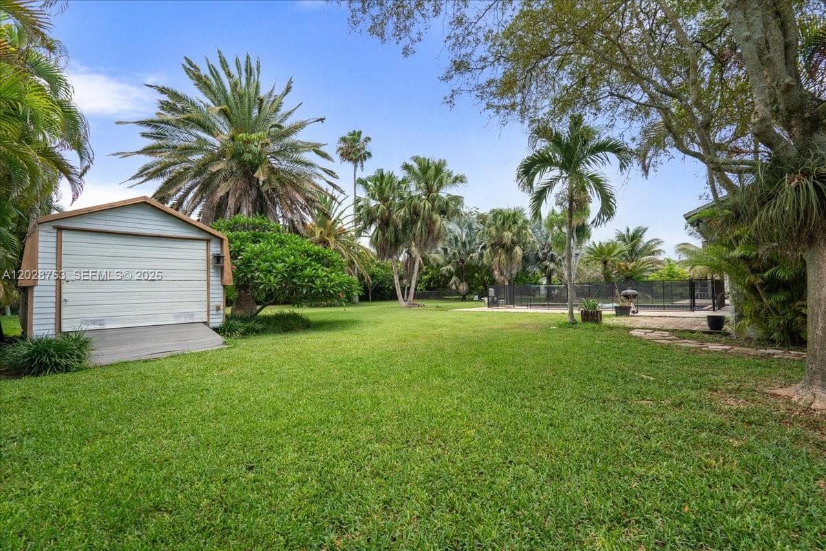 1571 NW 20th St, Homestead FL 33030 — 55