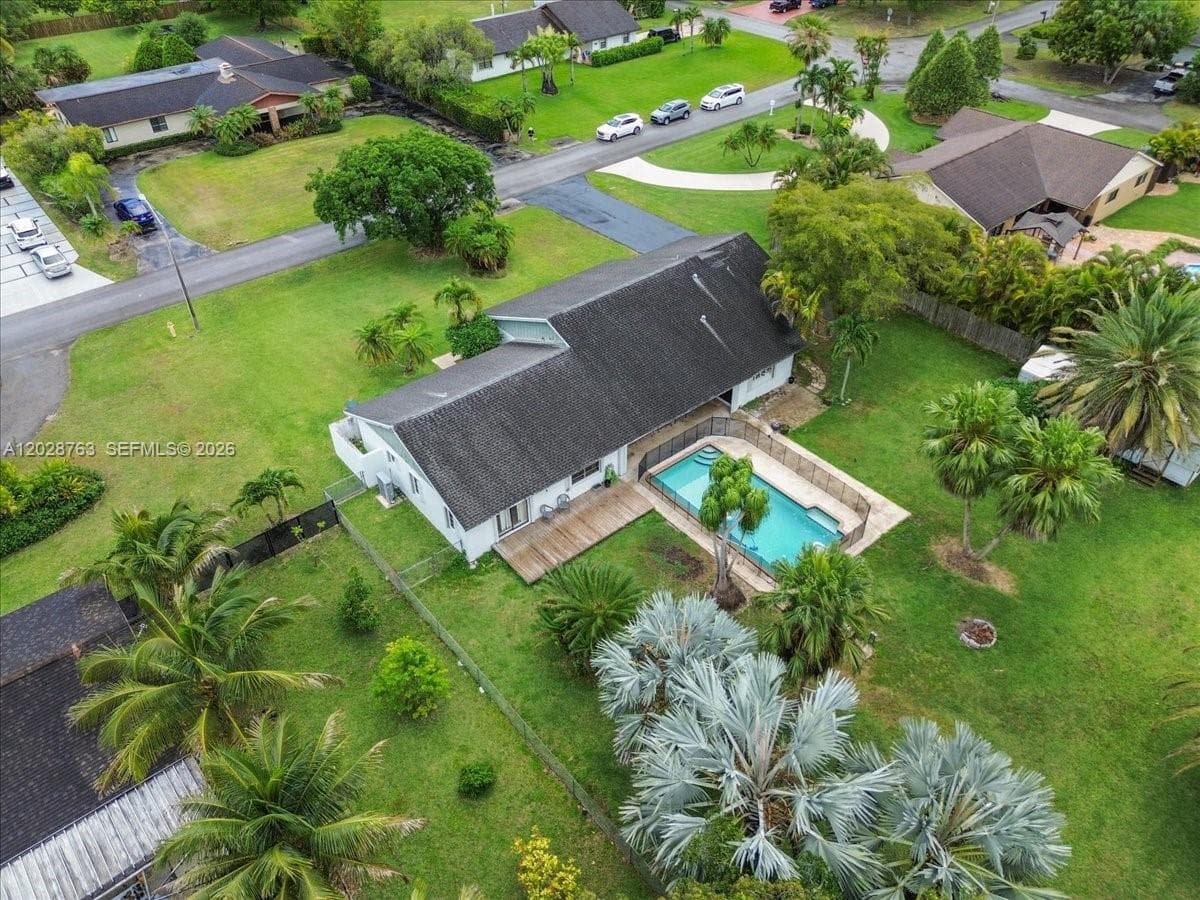 1571 NW 20th St, Homestead FL 33030 — 59