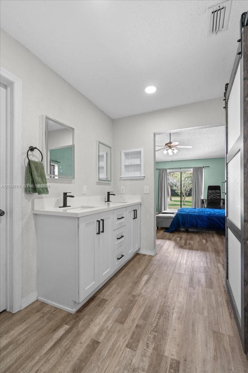 1571 NW 20th St, Homestead FL 33030 — 21