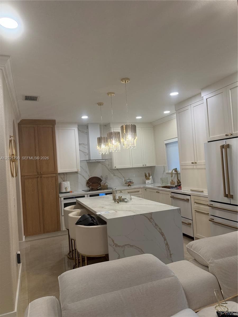 16816 NW 91st Ave, Miami Lakes FL 33018 — 5