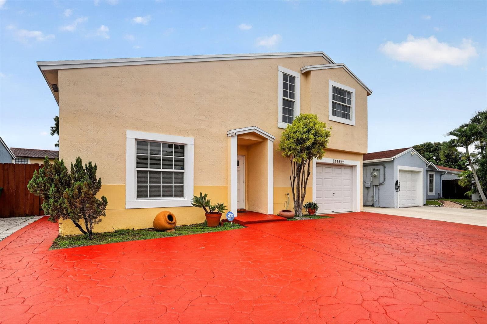 18977 NW 63rd Ct Circle, Miami Gardens FL 33015 — 3