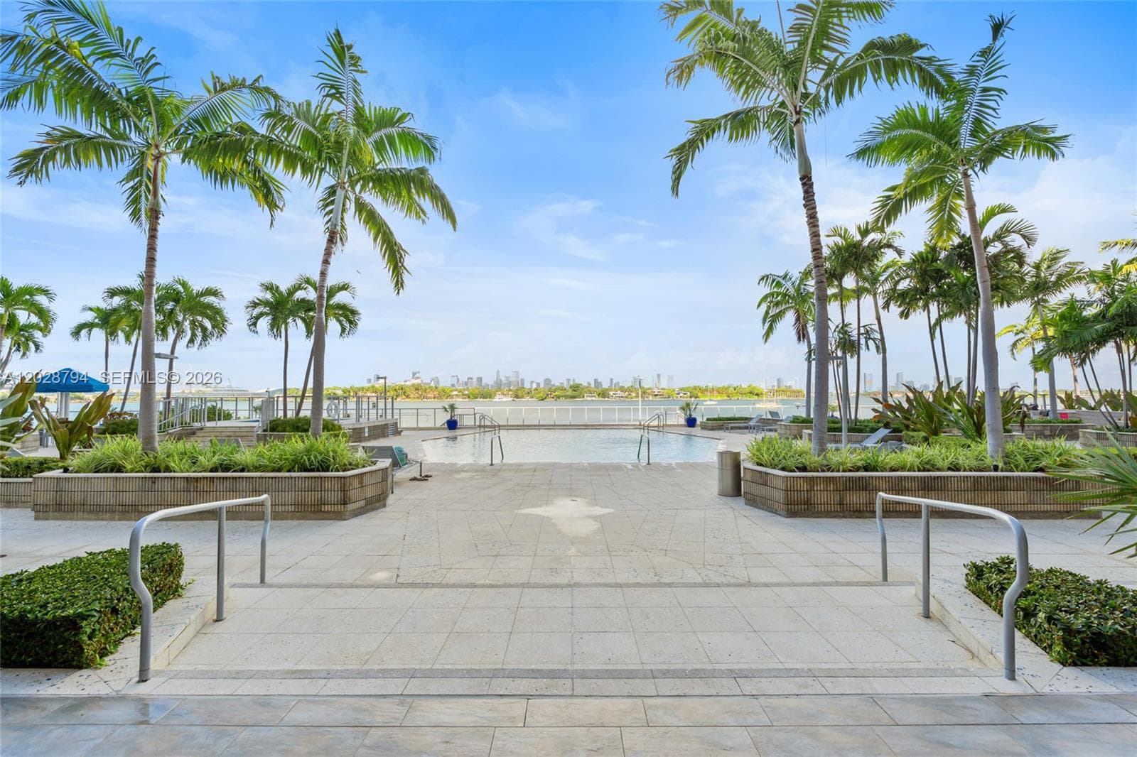 800 West Ave # 532, Miami Beach FL 33139 — 1