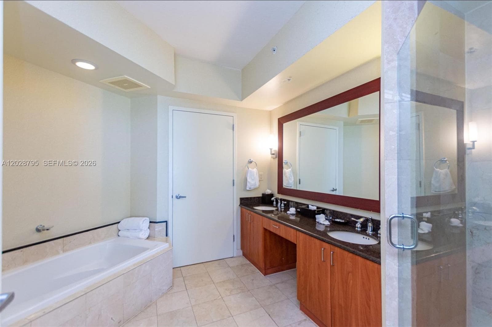 18001 Collins Ave # 1414, Sunny Isles Beach FL 33160 — 27