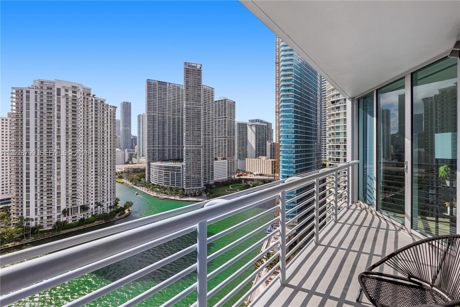 325 S Biscayne Blvd # 2517, Miami FL 33131 — 4