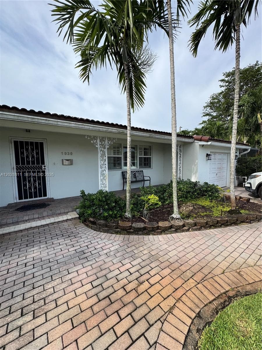 1030 NE 107th St # 1030, Miami Shores FL 33161 — 3