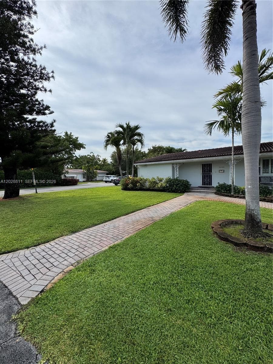 1030 NE 107th St # 1030, Miami Shores FL 33161 — 1